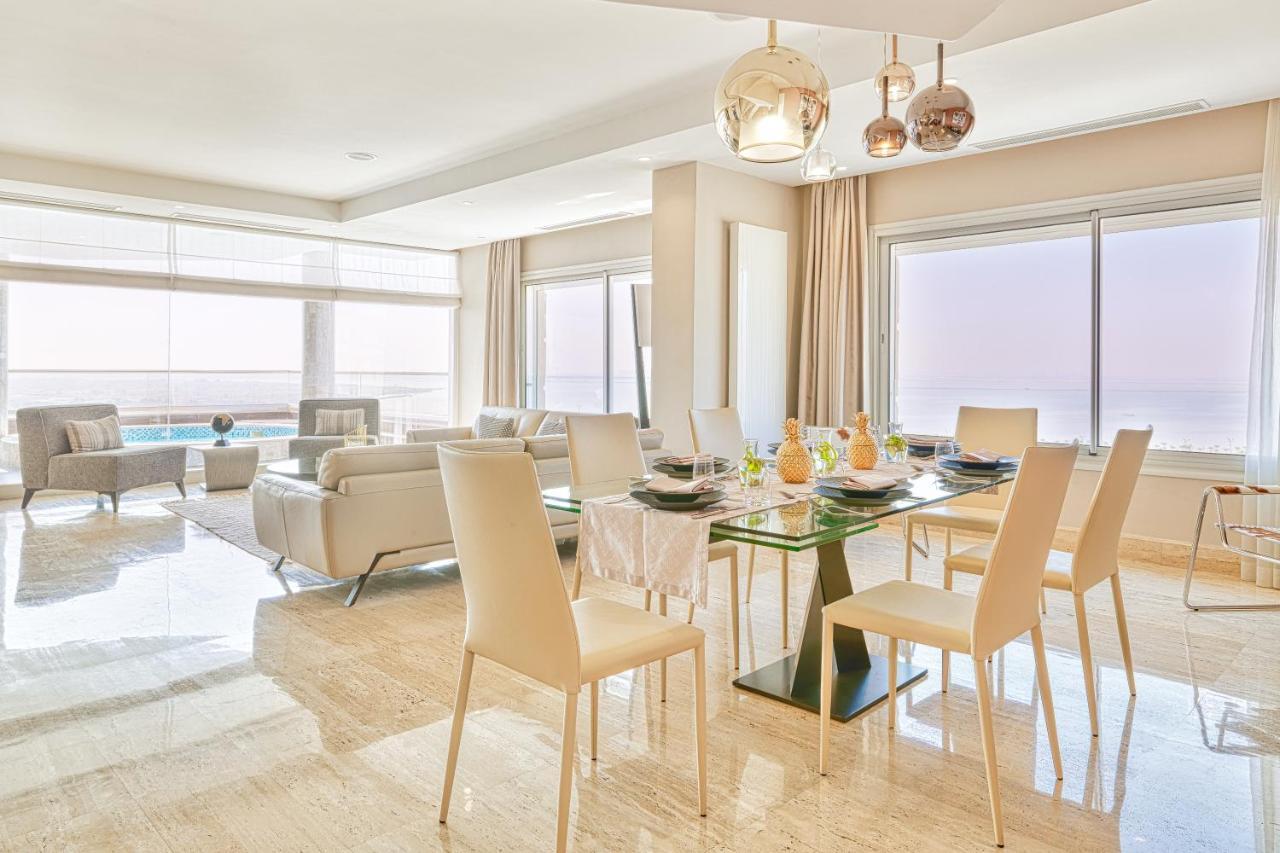 Presidential Suite Private Pool – Lake View