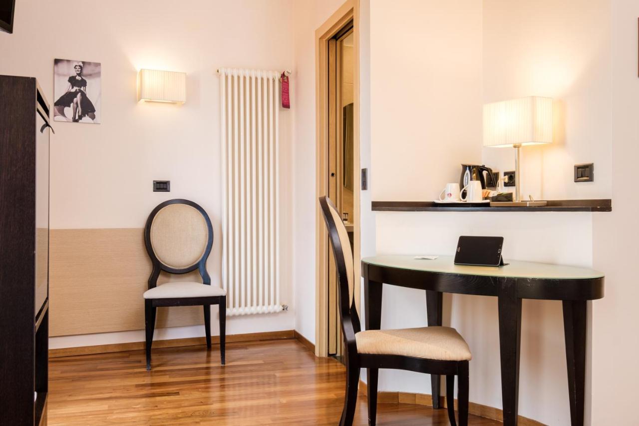 Gold Double or Twin Room