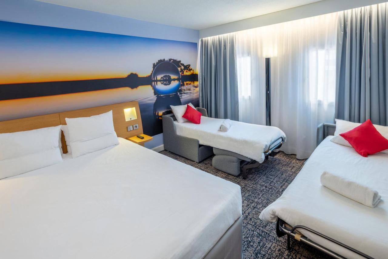 Superior Room One Double Bed Two Single Beds