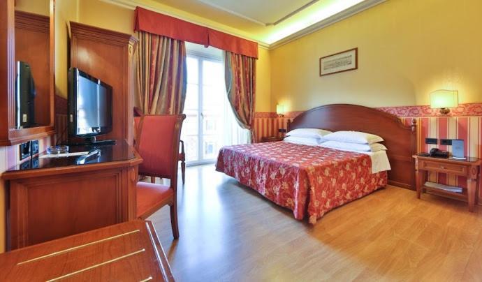 Deluxe Room City View