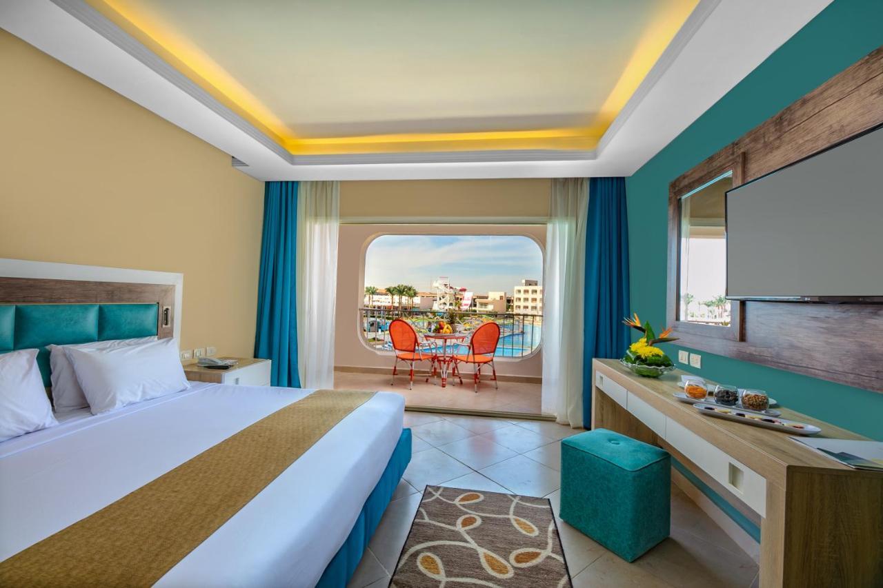 Double or Twin Room Pool View