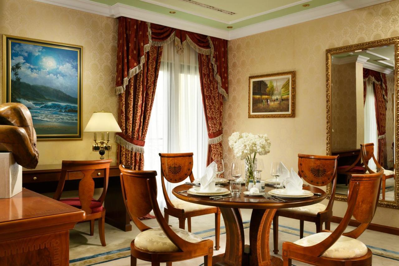 Executive Suite