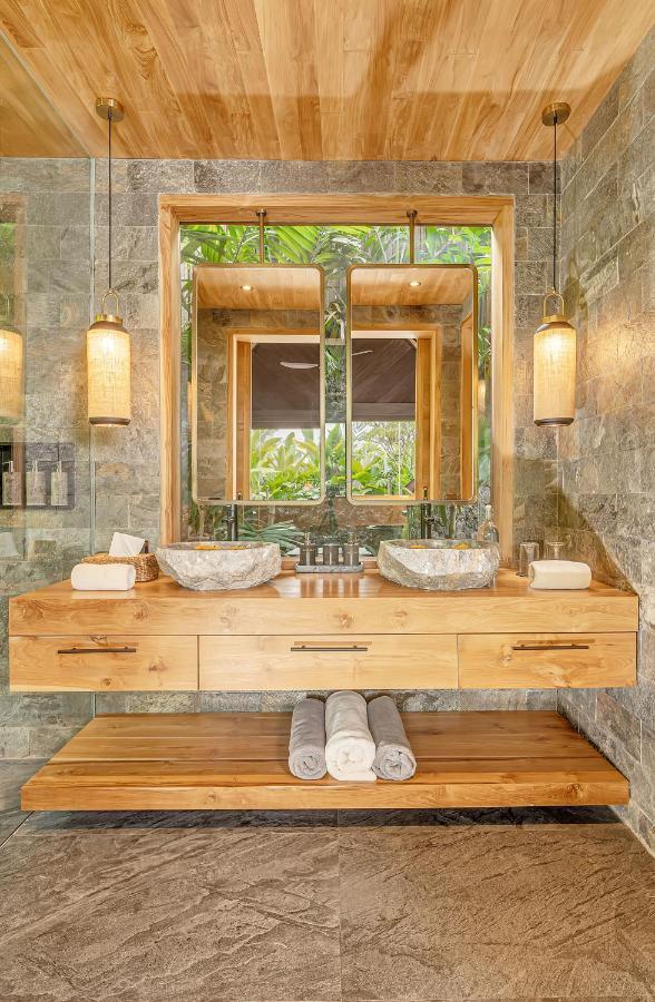 Jabu Plunge Pool Daily Floating Afternoon Tea