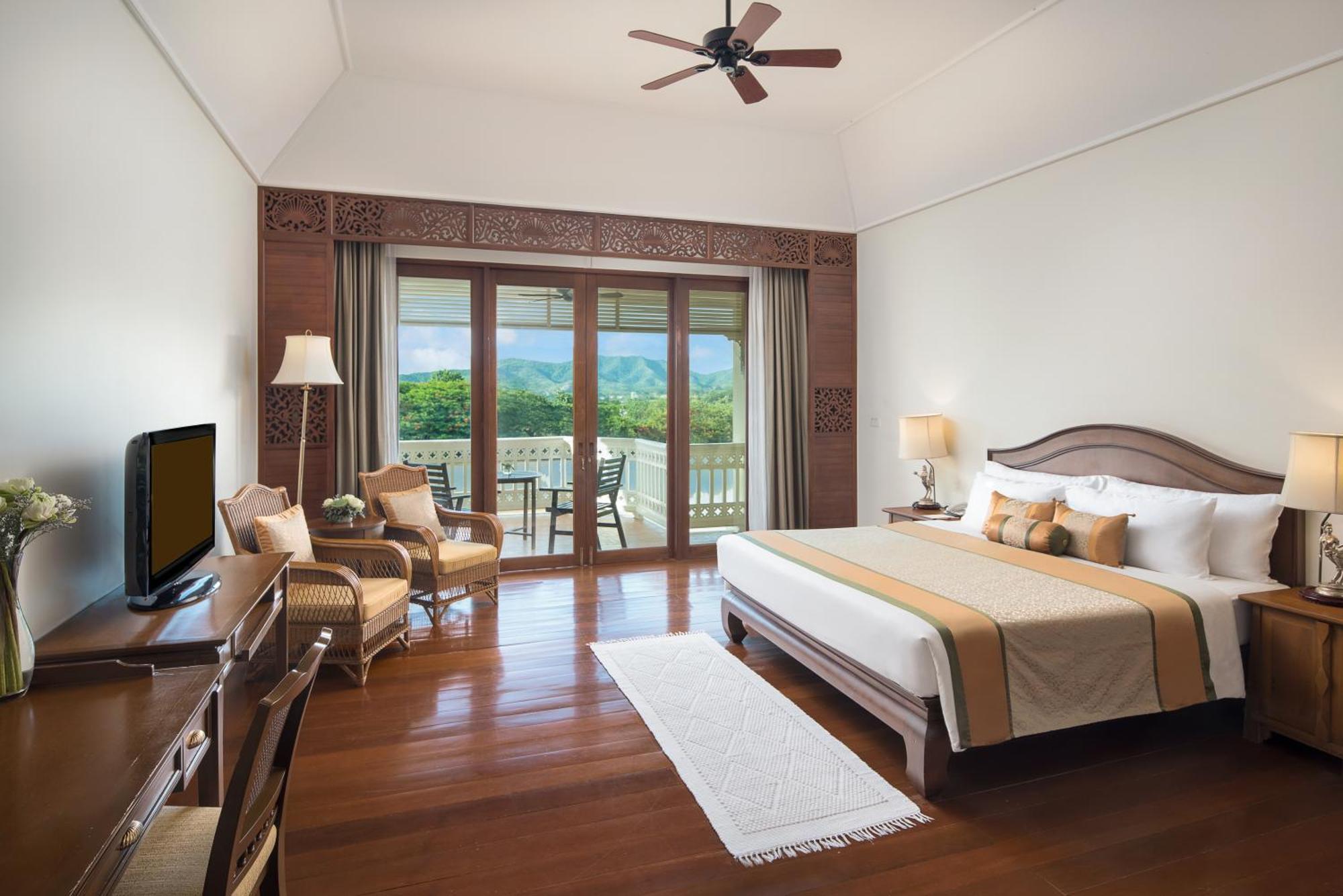 Superior Double or Twin Room Garden View