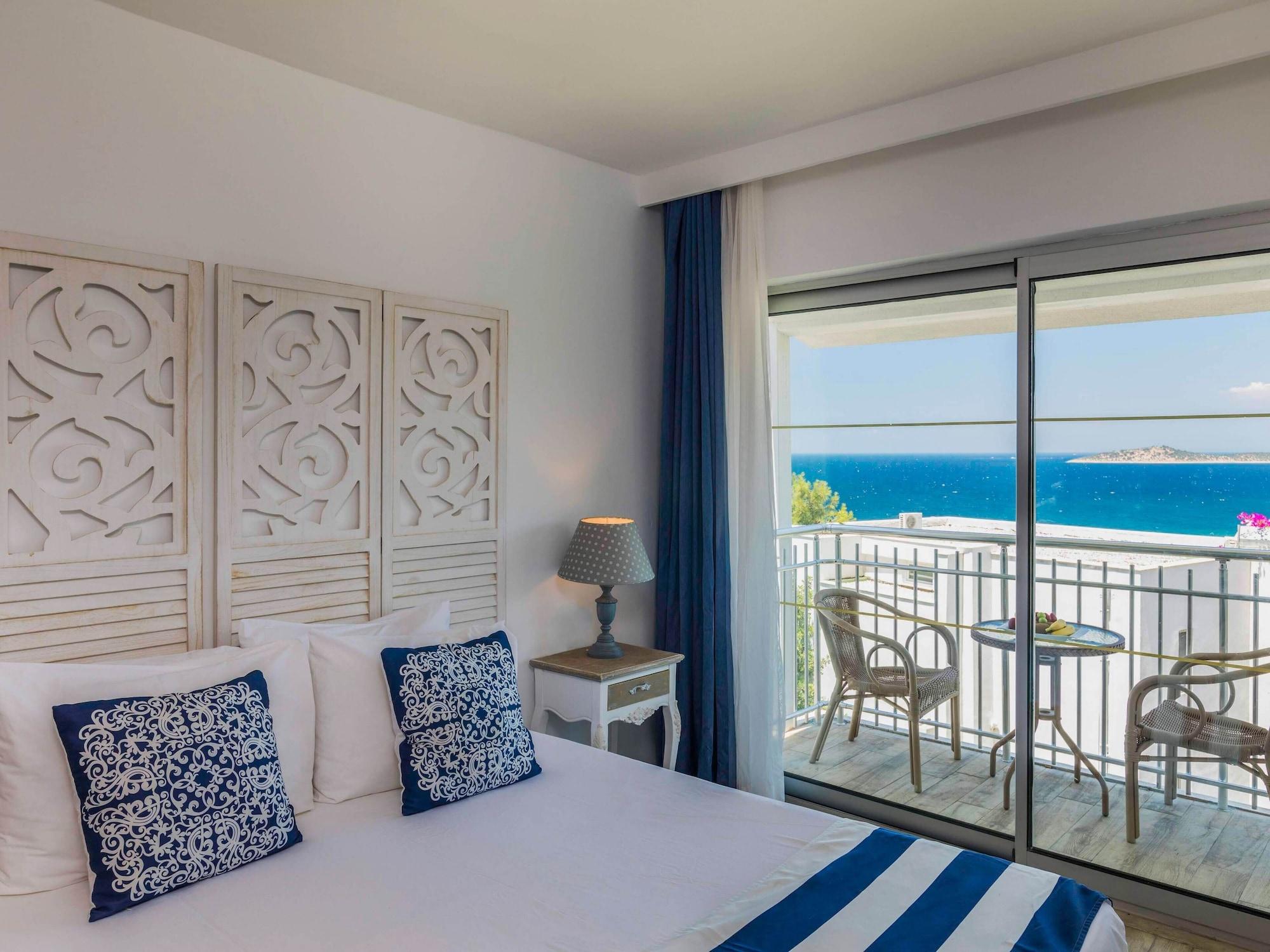 Standard Double or Twin Room Sea View