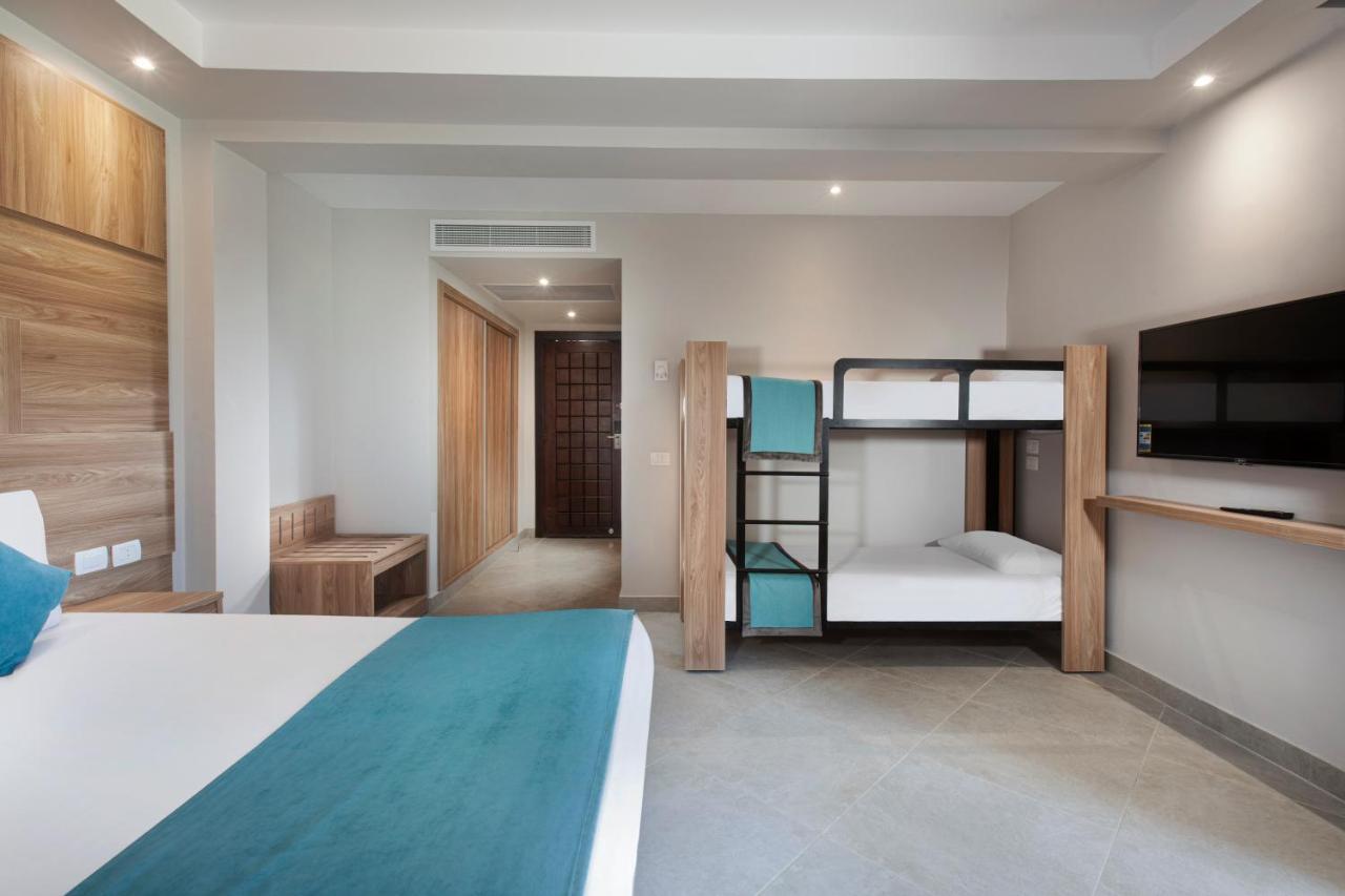 Family Room Bunk bed