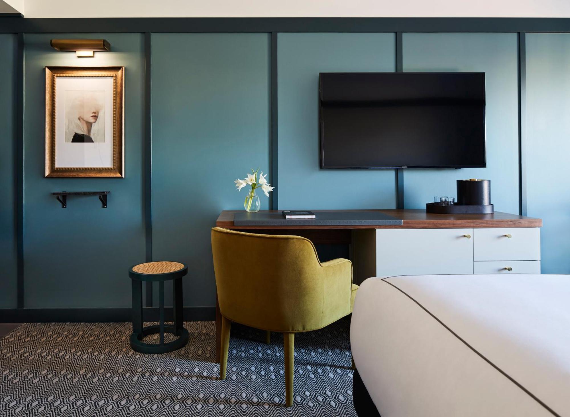 Premium King Room High Floor