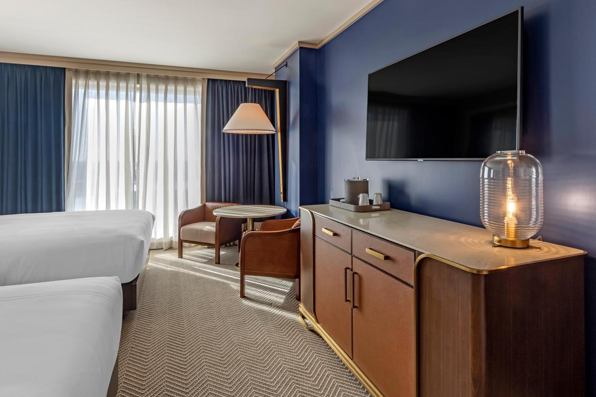 Deluxe Room 2 Queen Beds
