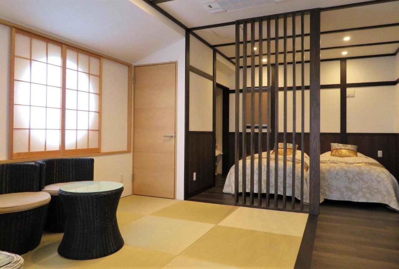 Grand Twin Room Tatami Area Mountain view