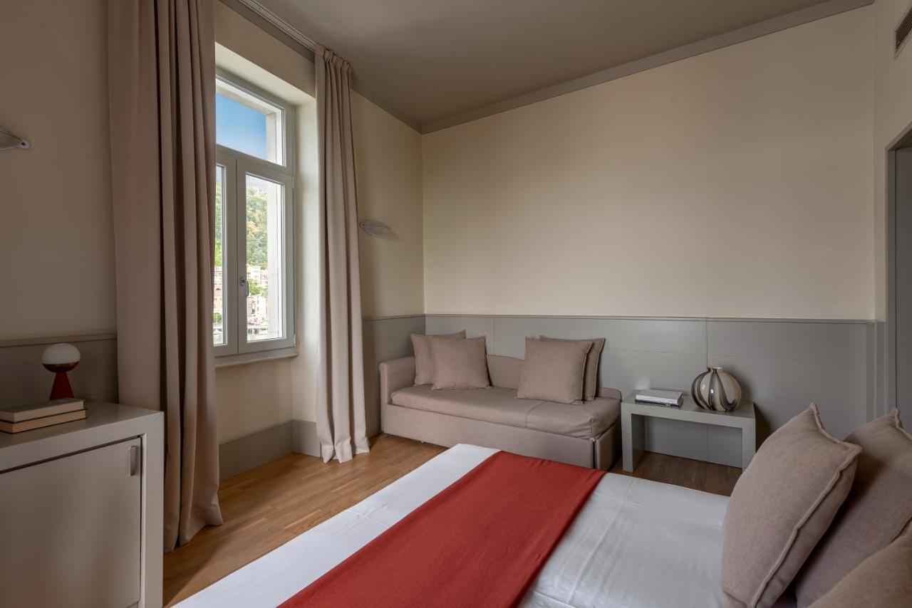 Triple Room Balcony Lake View
