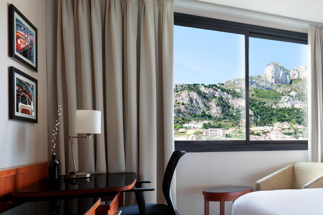 Double Room Mountain View