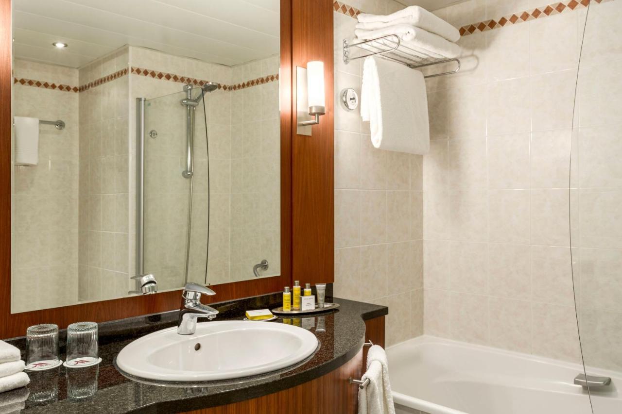 Double Room Mountain View
