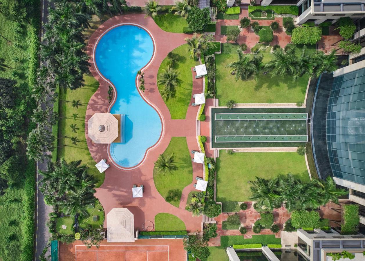 King Room Pool View