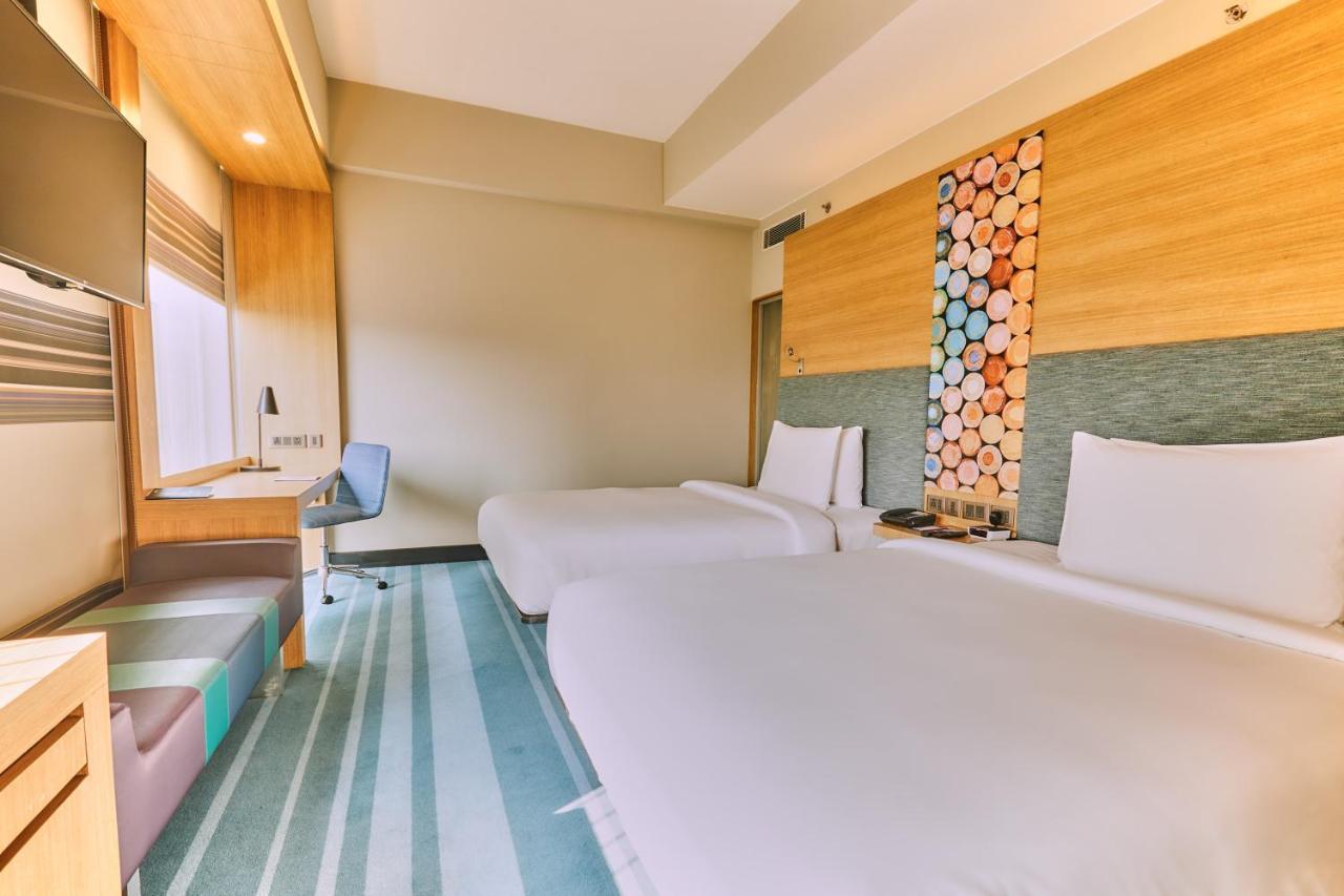 Aloft Twin Room High Floor 3rd above on F&B SPA