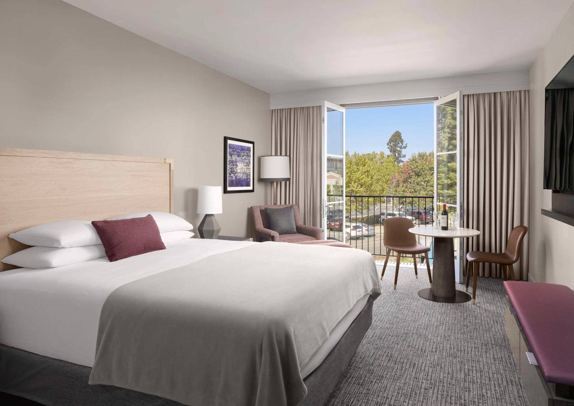 King Room View