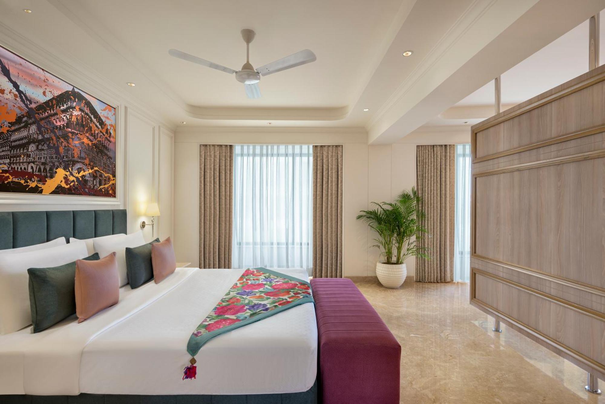 Aurika Suite Enjoy Happy Hours 11 on Alcoholic Drinks Soft Beverages on 1 session of 90 mins Spa