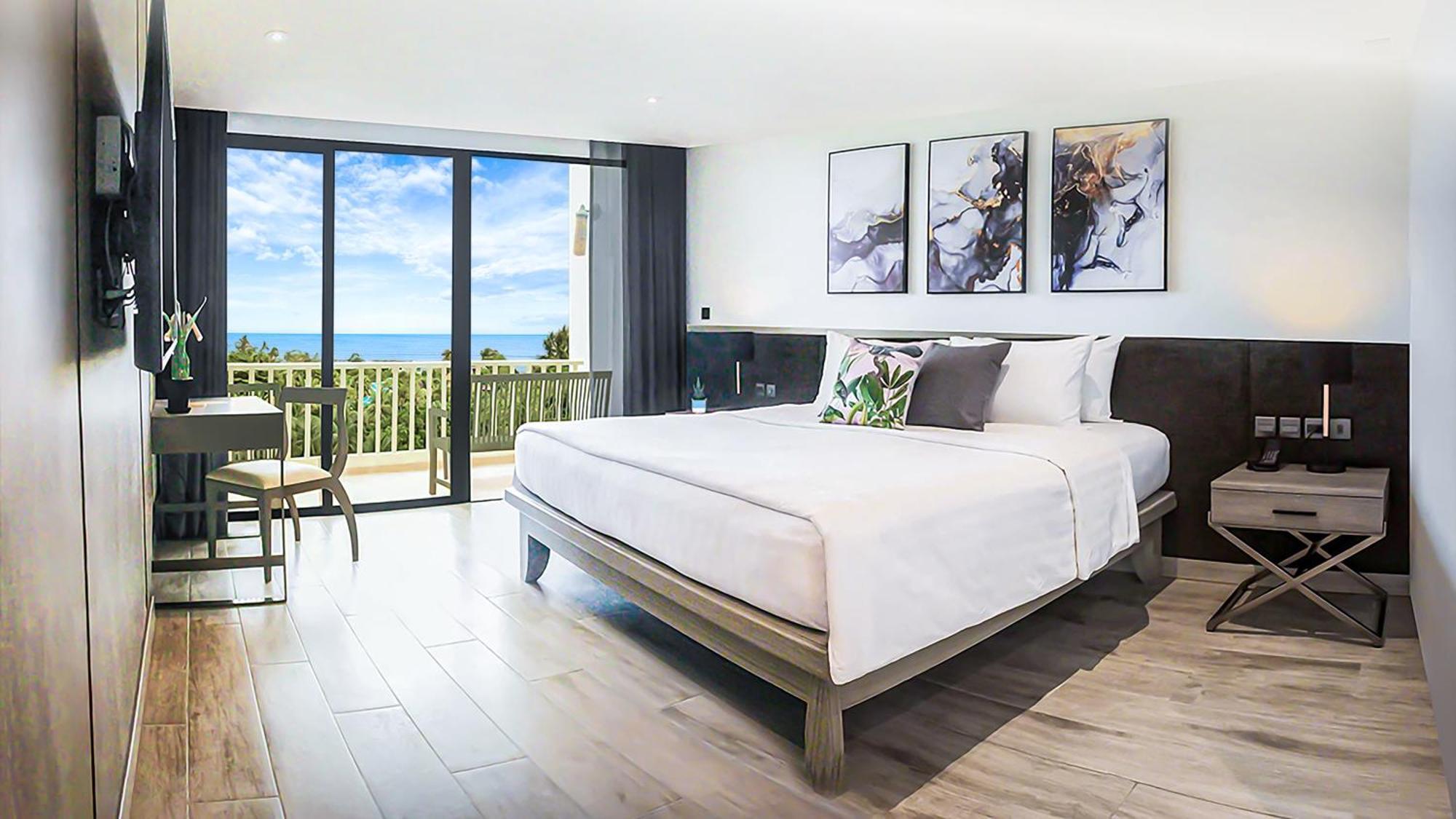 Paradox Sea View King