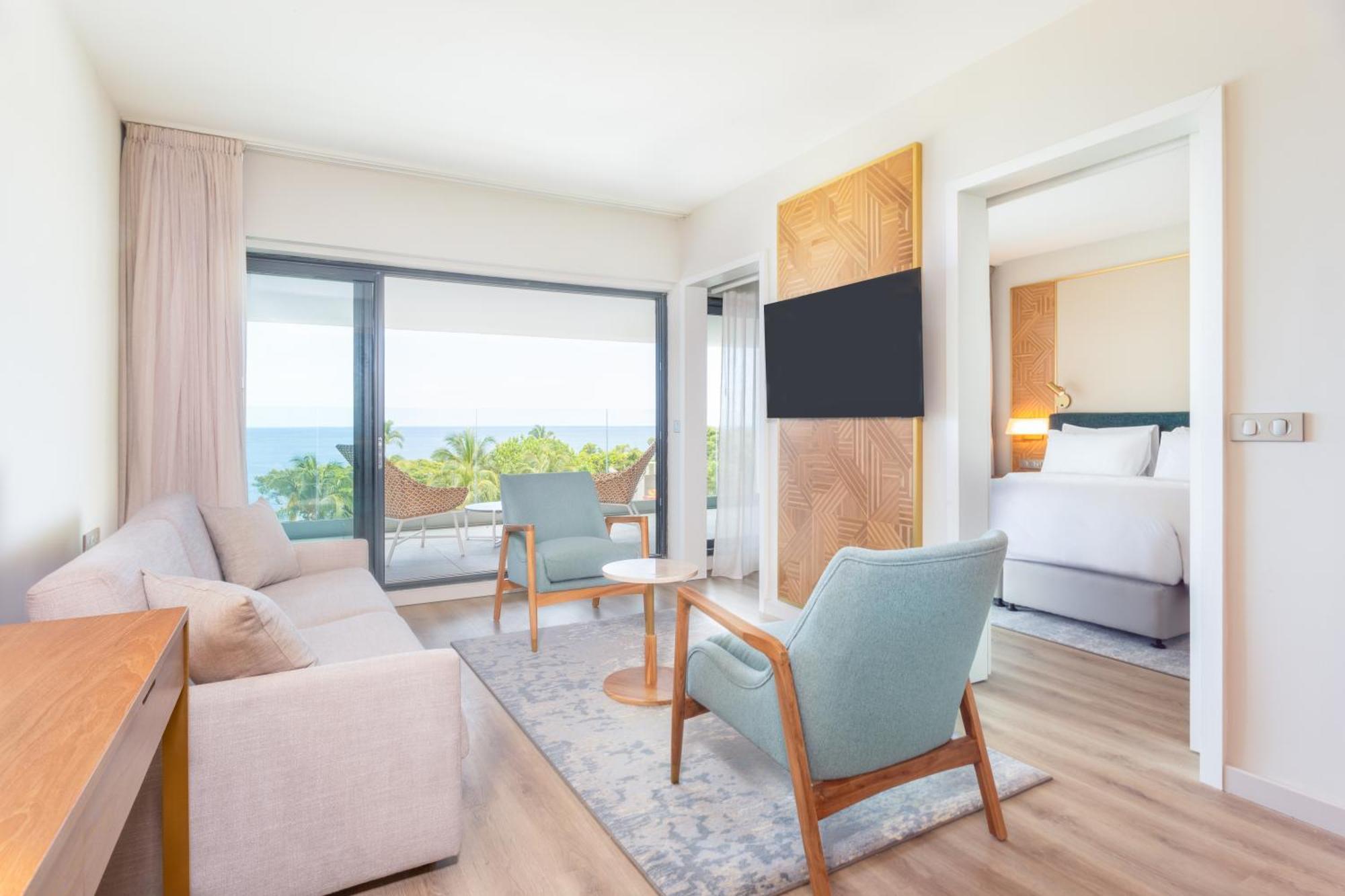 One-Bedroom Suite Terrace Panoramic View