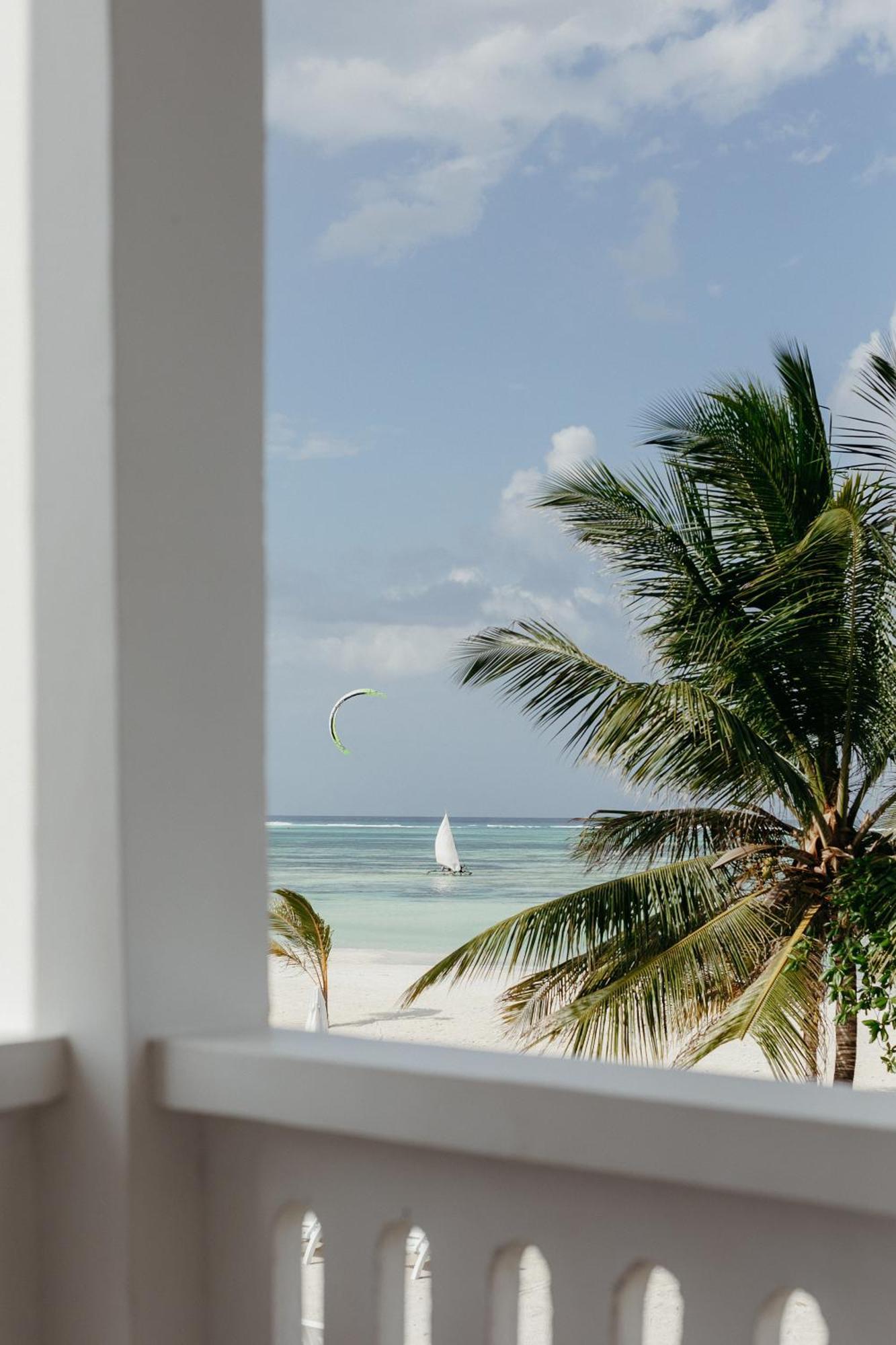 BeachFront Deluxe Room