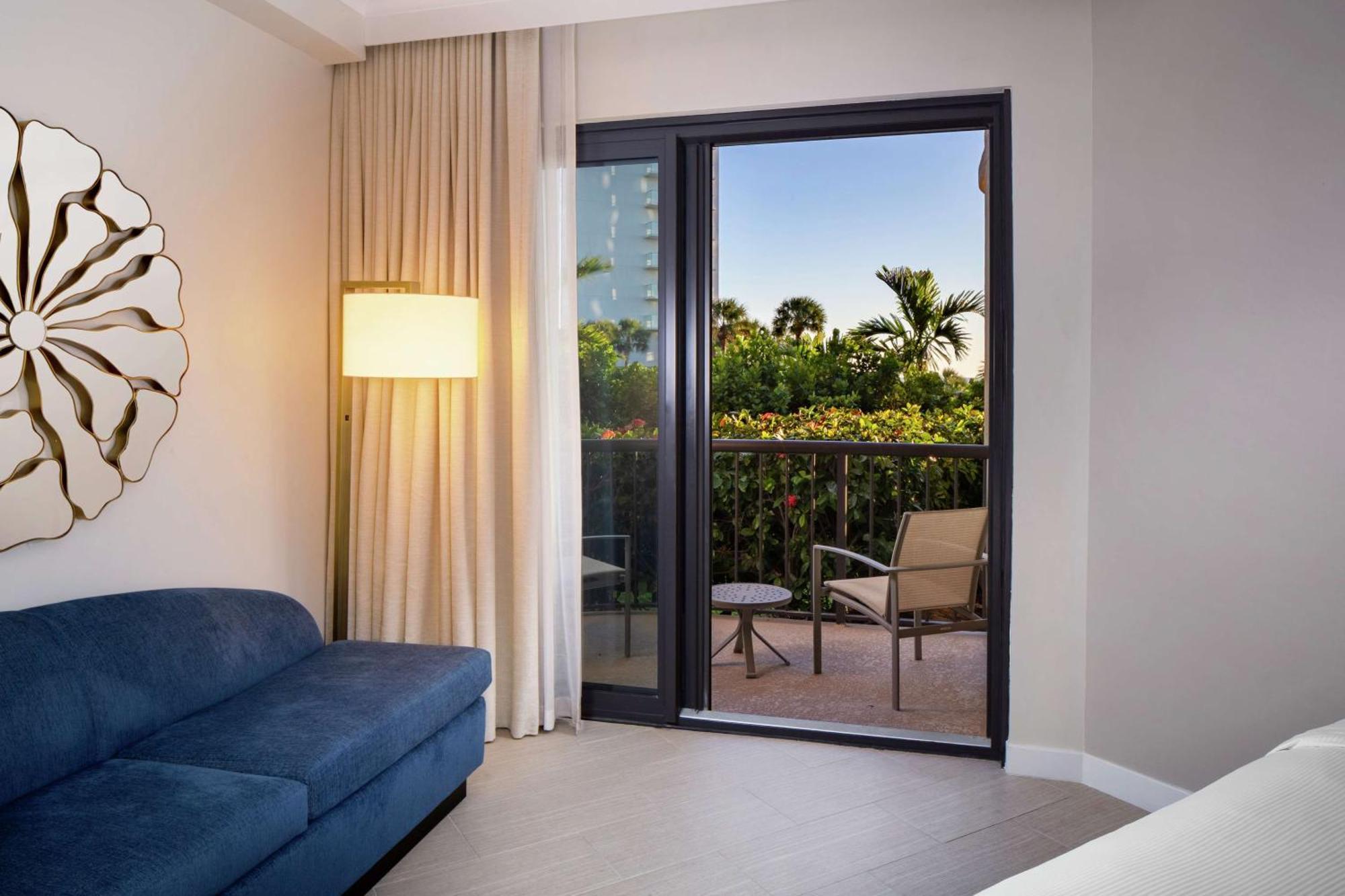2 Queen Bed Partial Ocean View