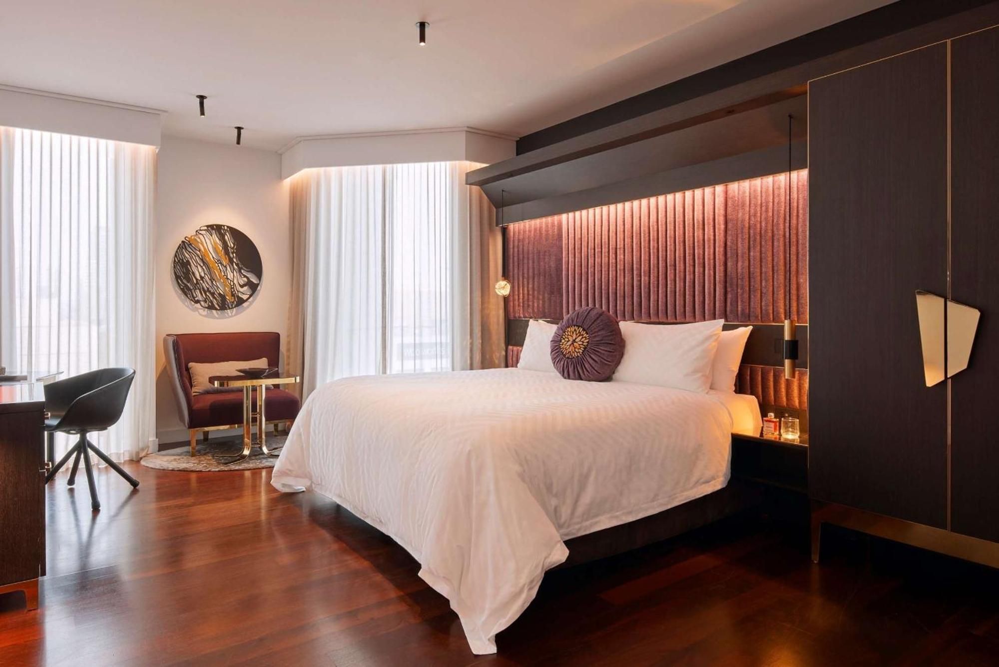 Executive King Room