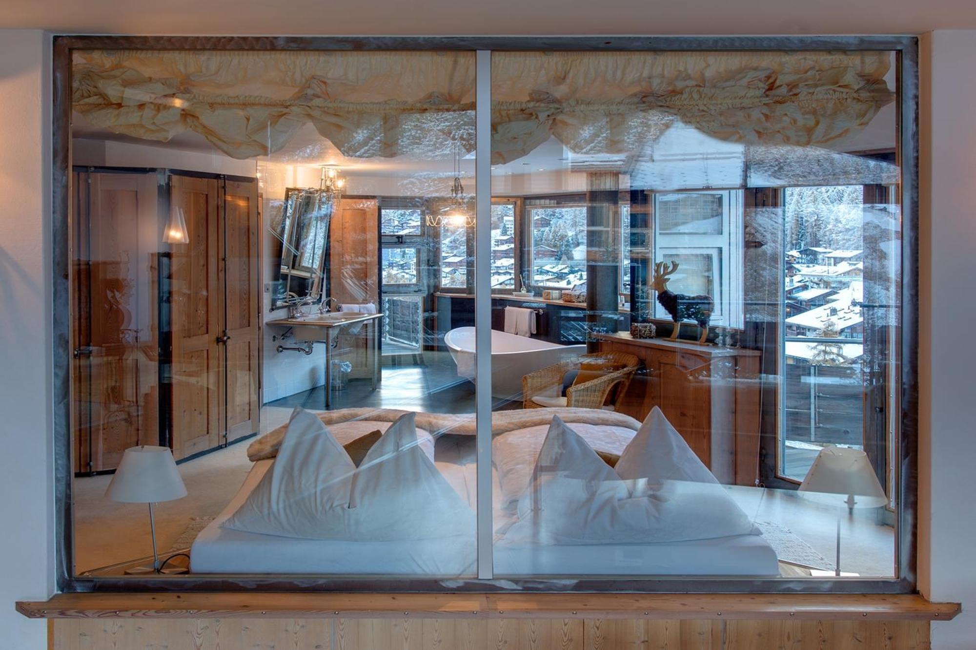 Superior Two-Bedroom Apartment Matterhorn View