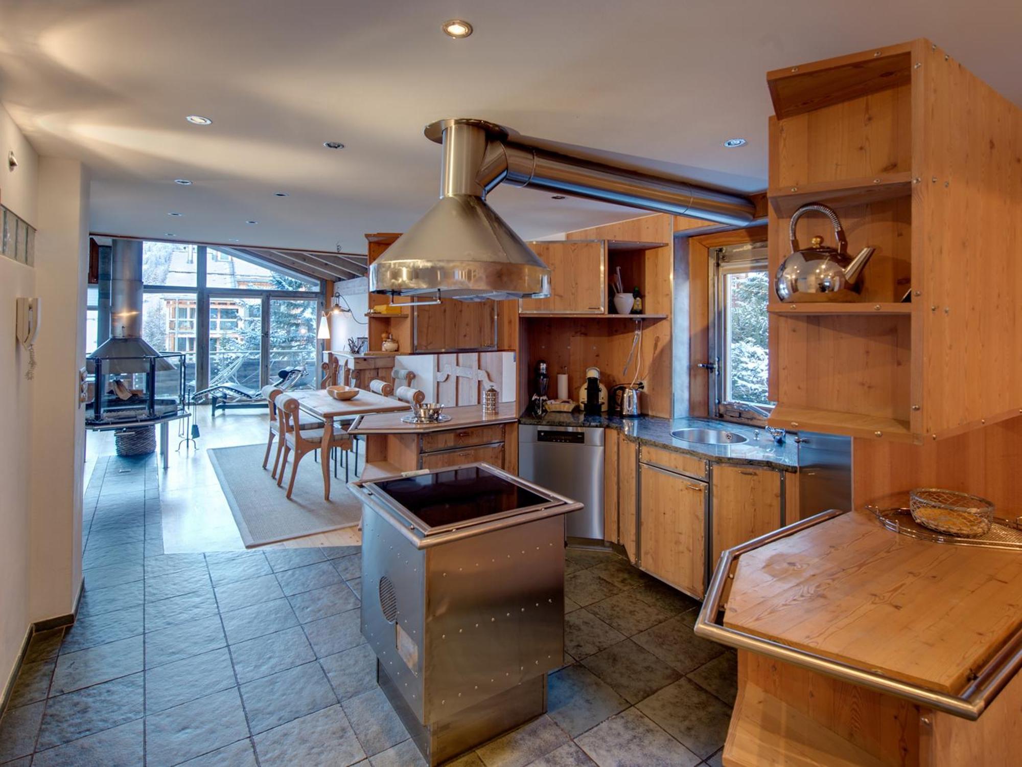Two-Bedroom Apartment Matterhorn View