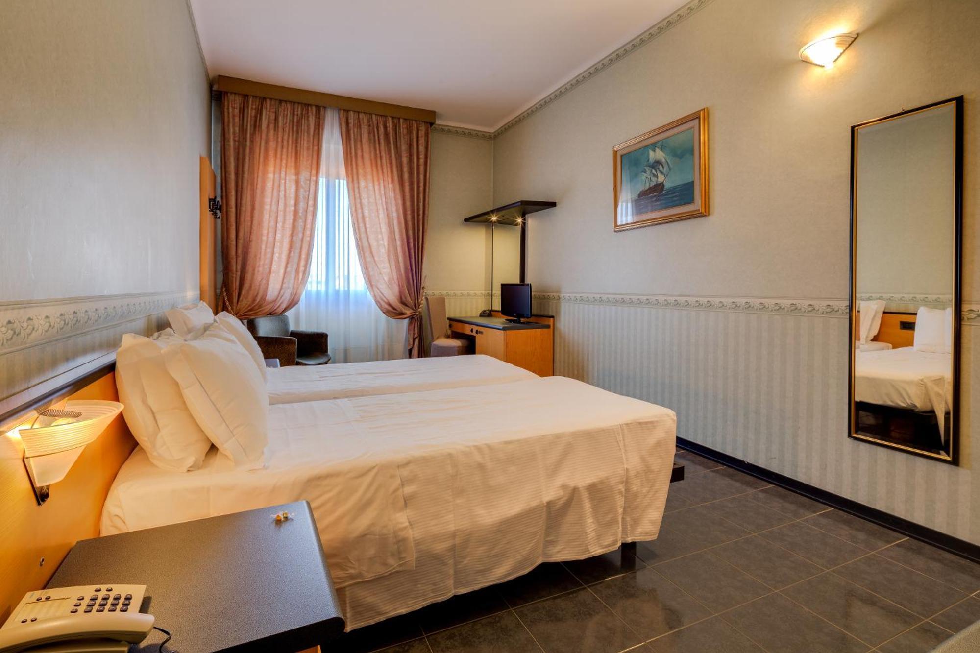 Economy Twin Room