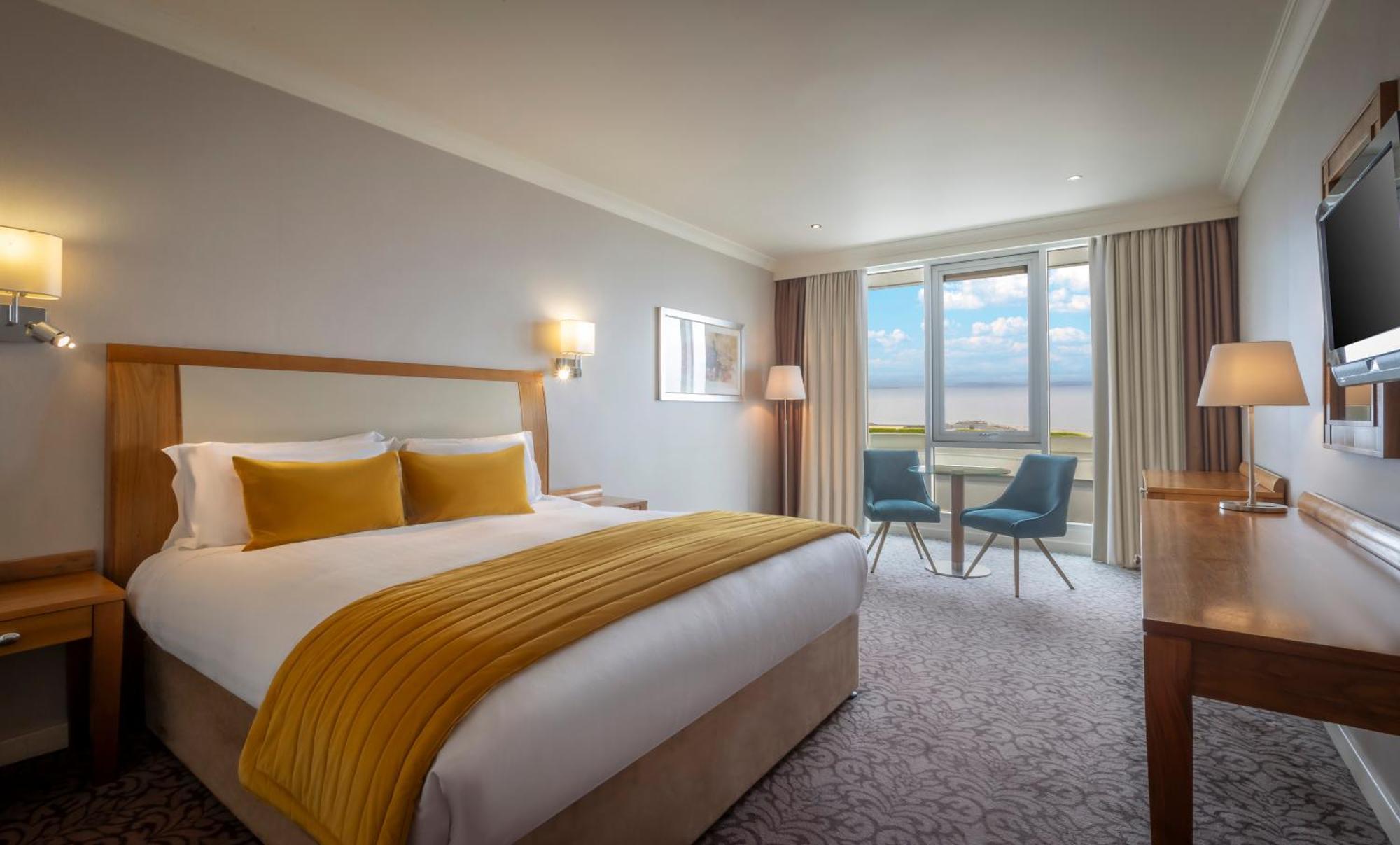 Deluxe Seaview King