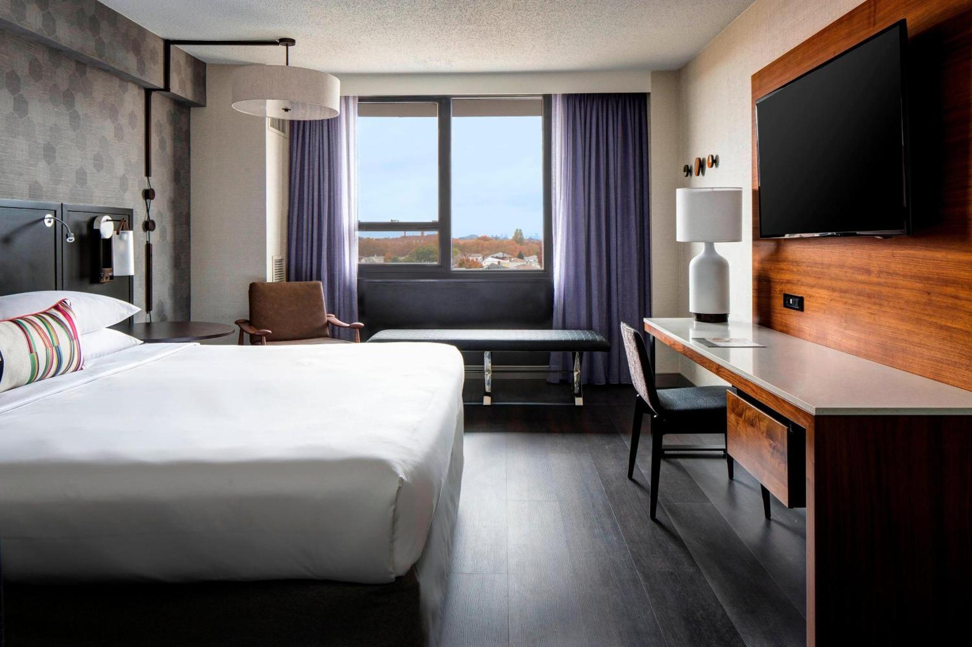 Standard King Room