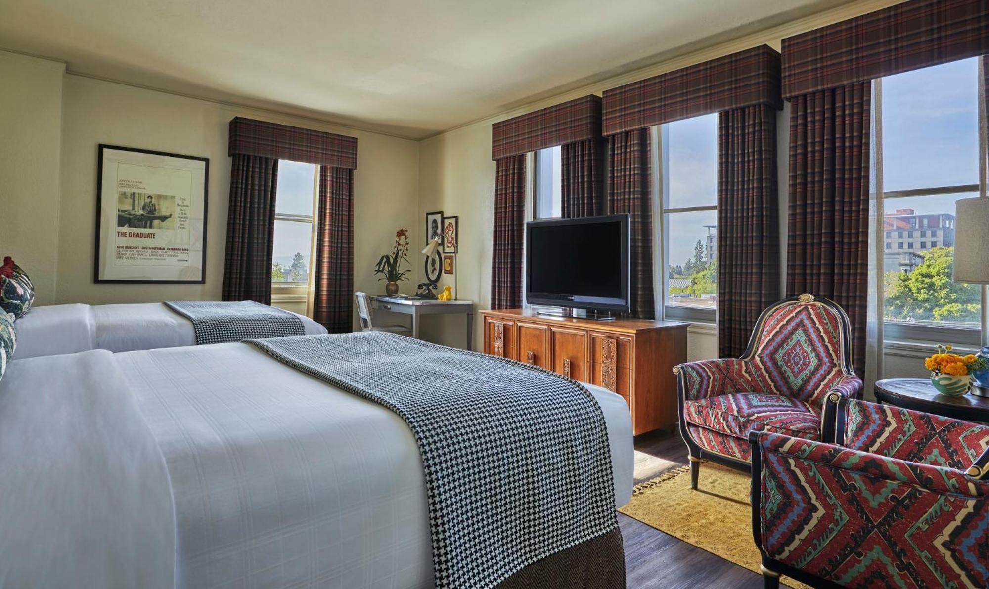 Graduate Double Room Two Double Beds Tower View