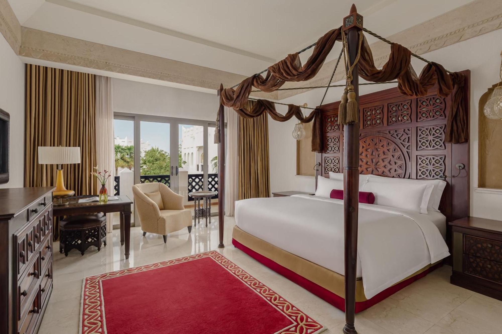 Deluxe Resort View Room Guest room 1 King