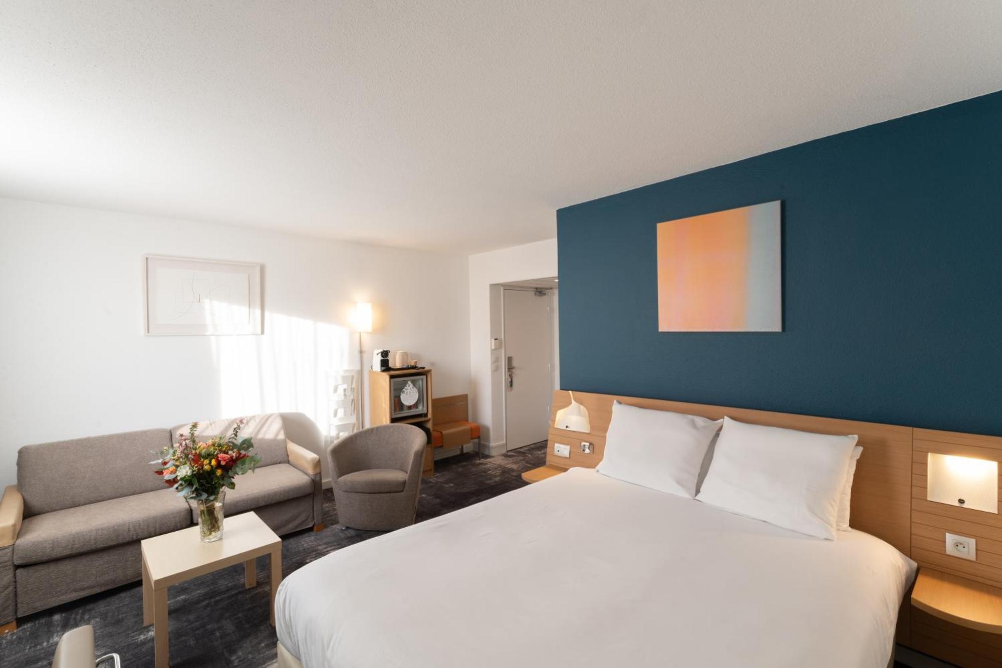Superior Room Sofa Bed