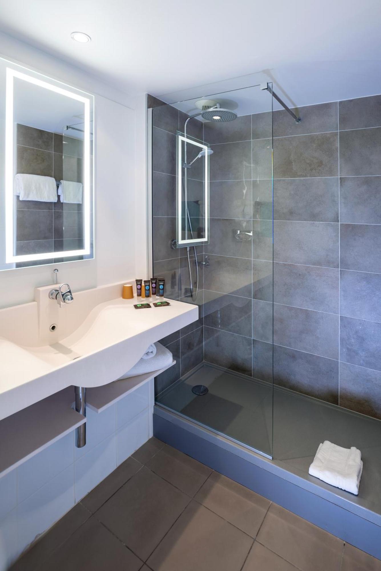 Superior double Room one double bed or two single beds