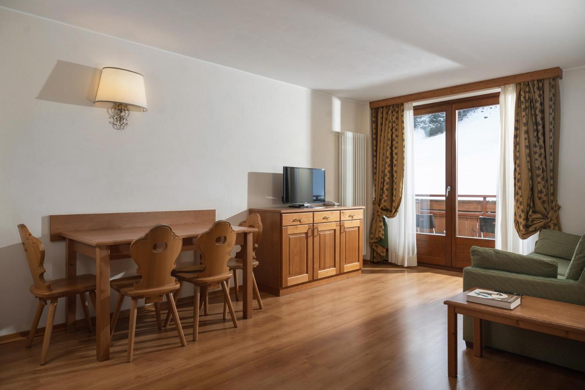 Large Double or Twin Room