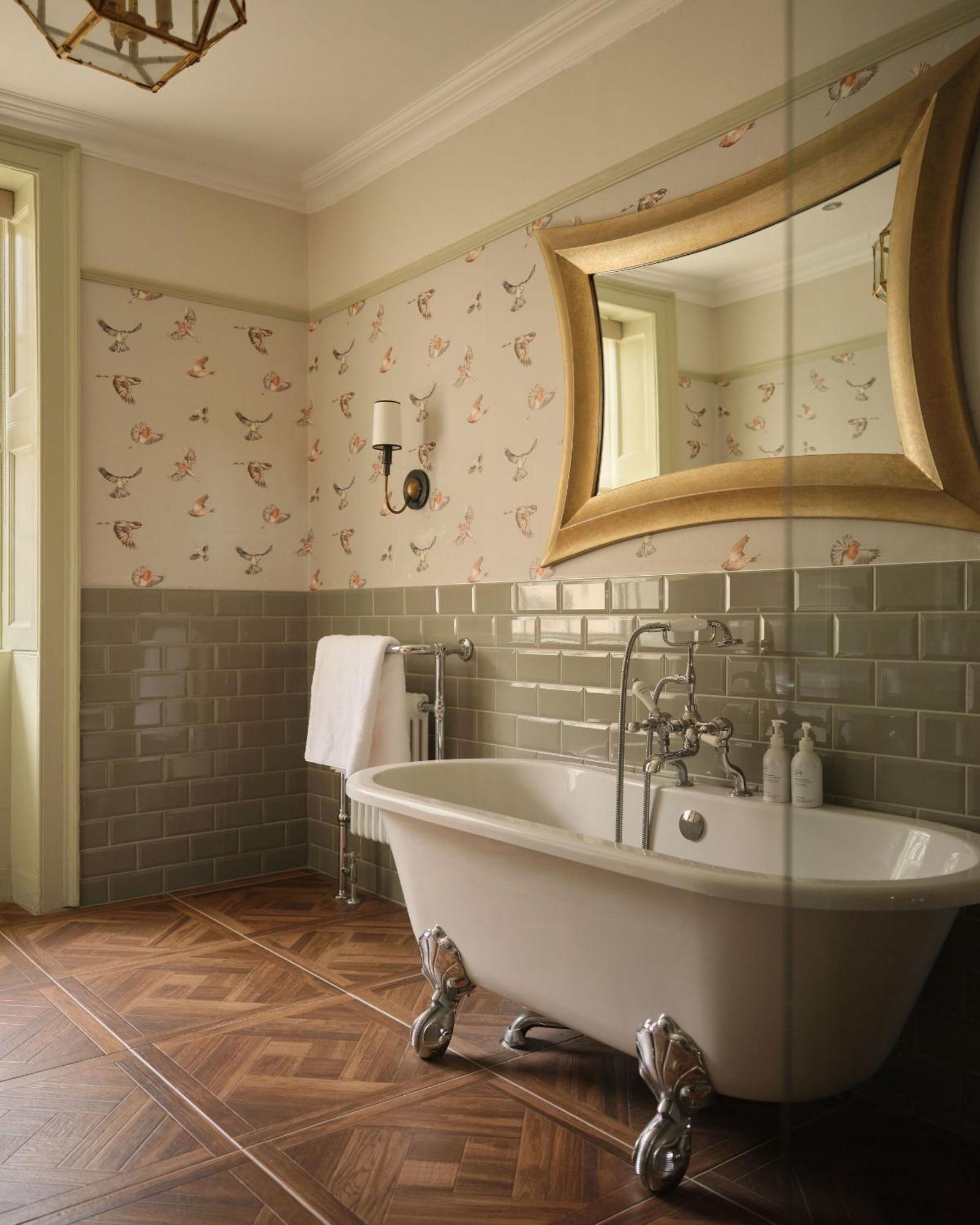 Master Deluxe Room