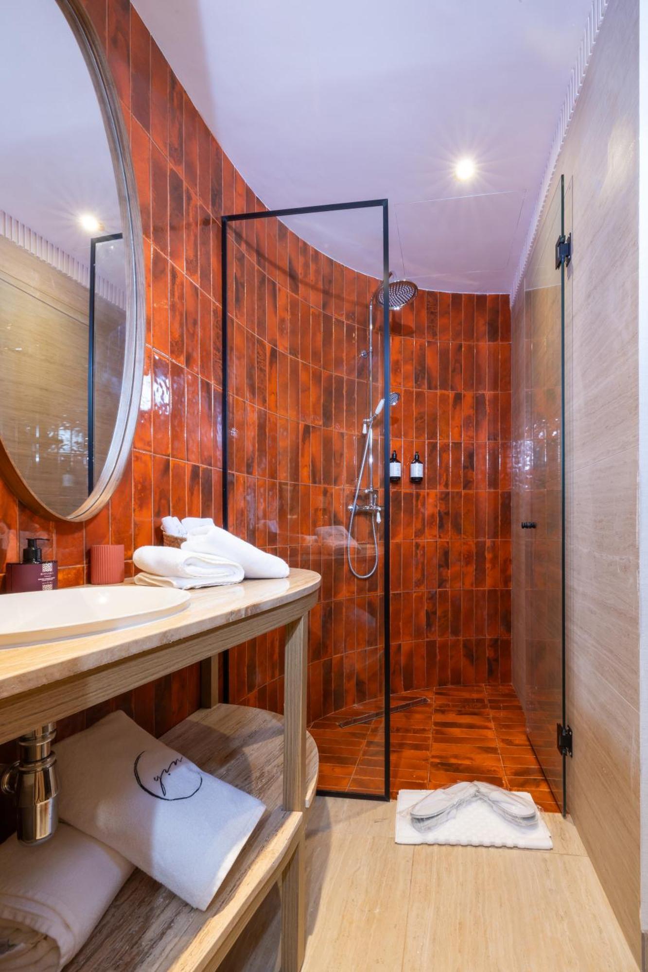 Superior Suite 1