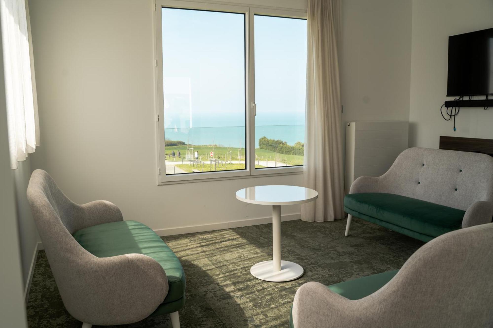 Deluxe Suite Sea View