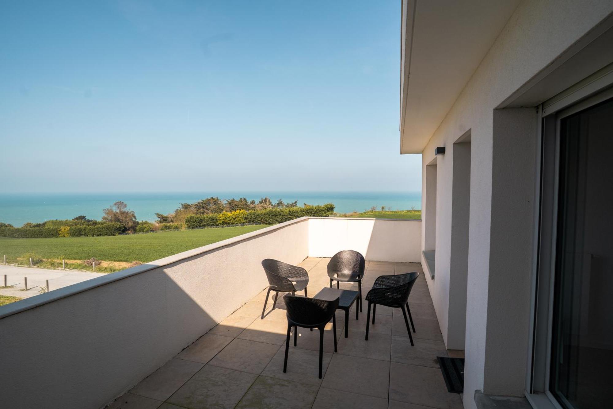 Deluxe Suite Sea View