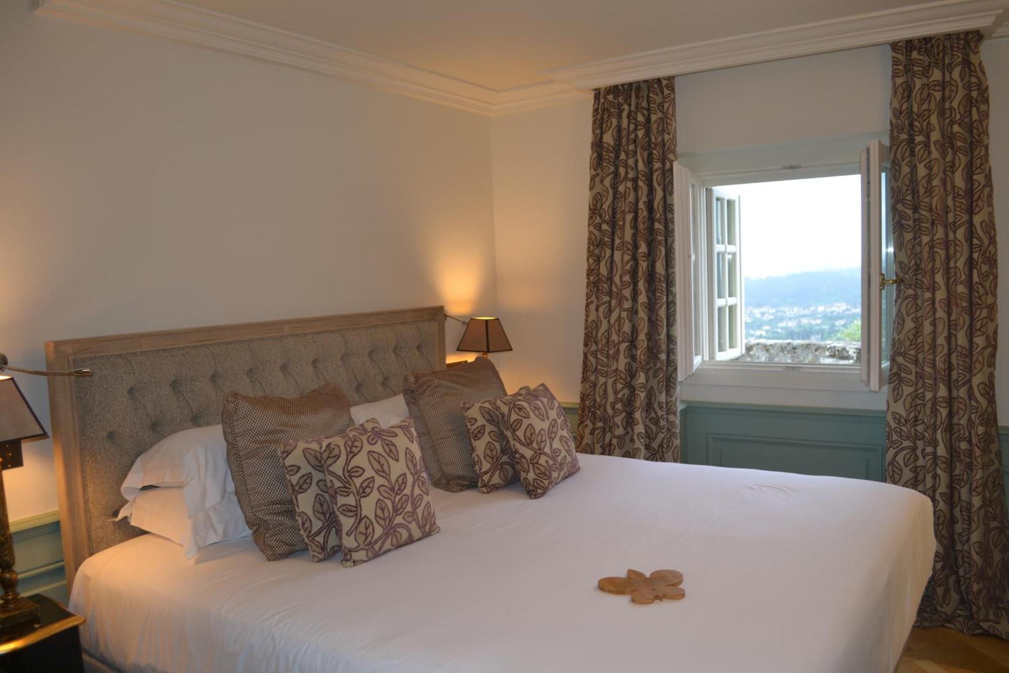 Deluxe Duplex Room