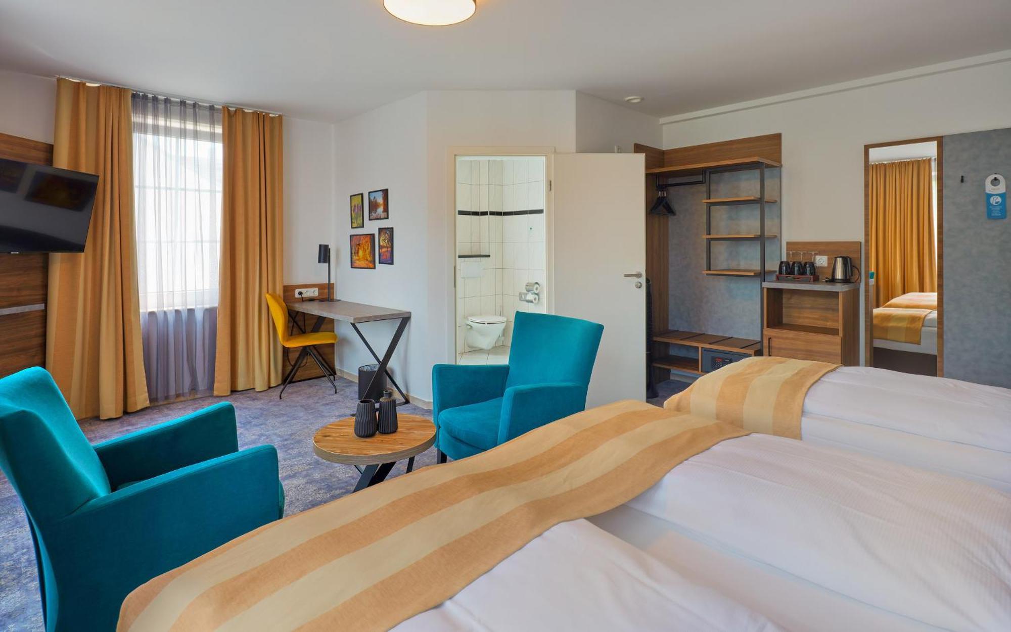 Triple Room