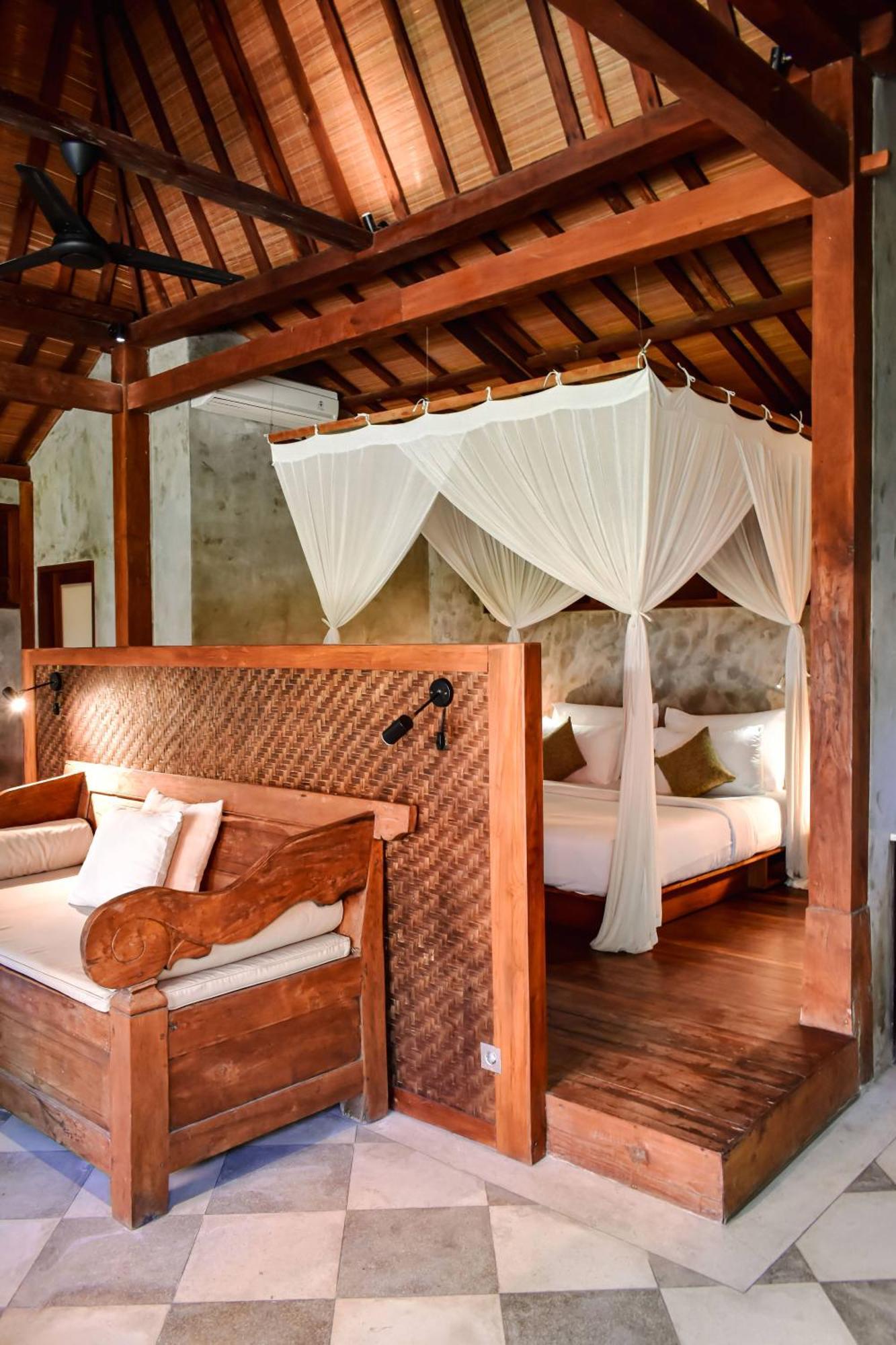 Deluxe Bungalow Pool Access