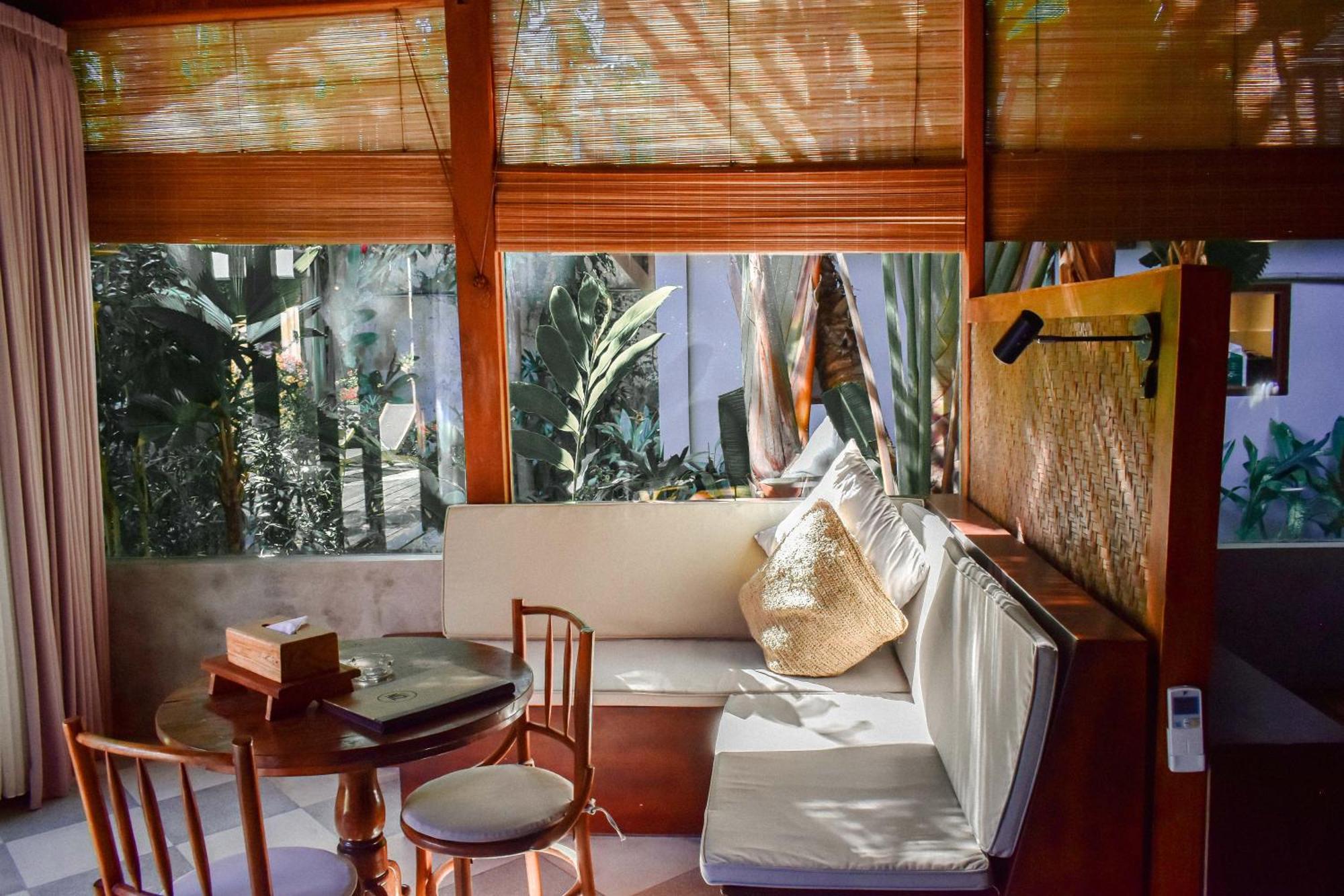 Deluxe Double Room Pool Access