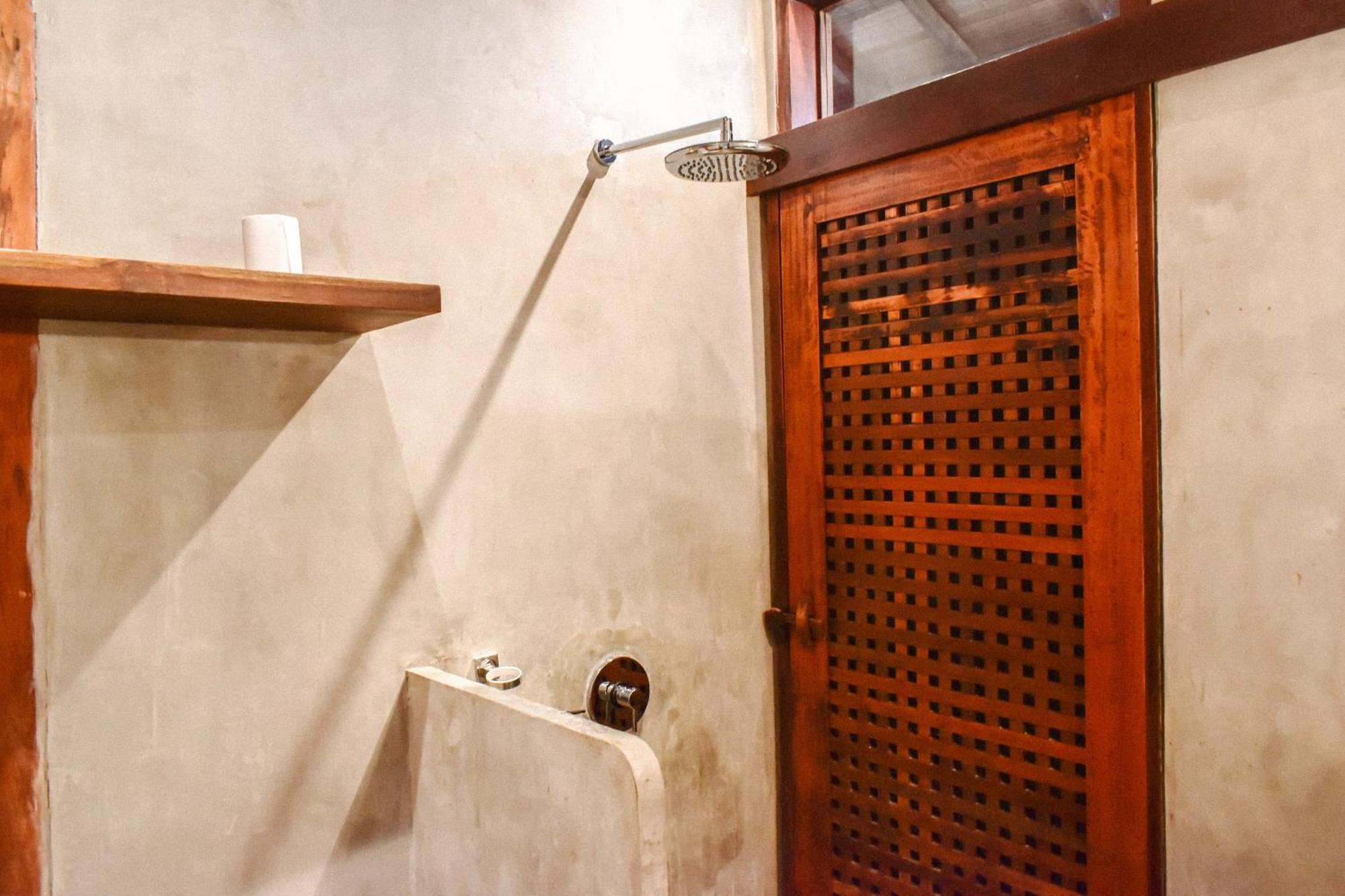 Deluxe Double Room Pool Access