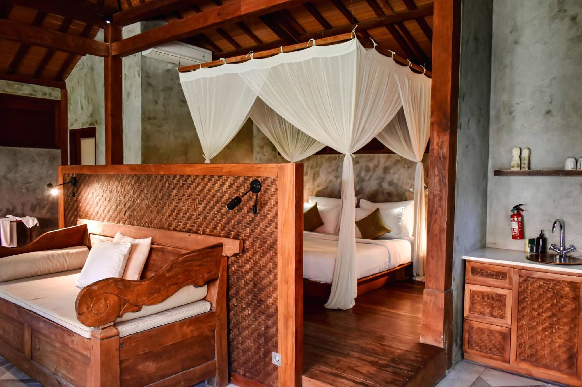 Deluxe Bungalow Pool Access