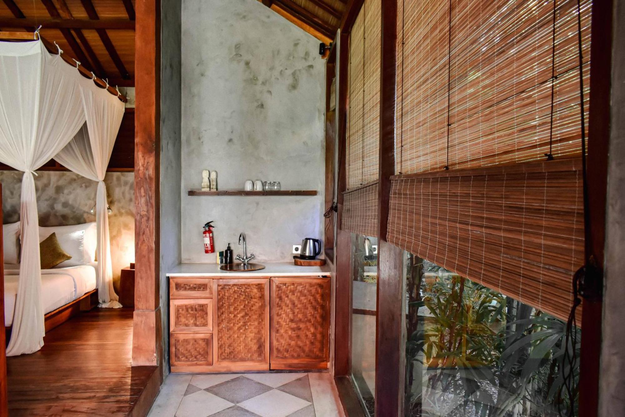 Deluxe Bungalow Pool Access