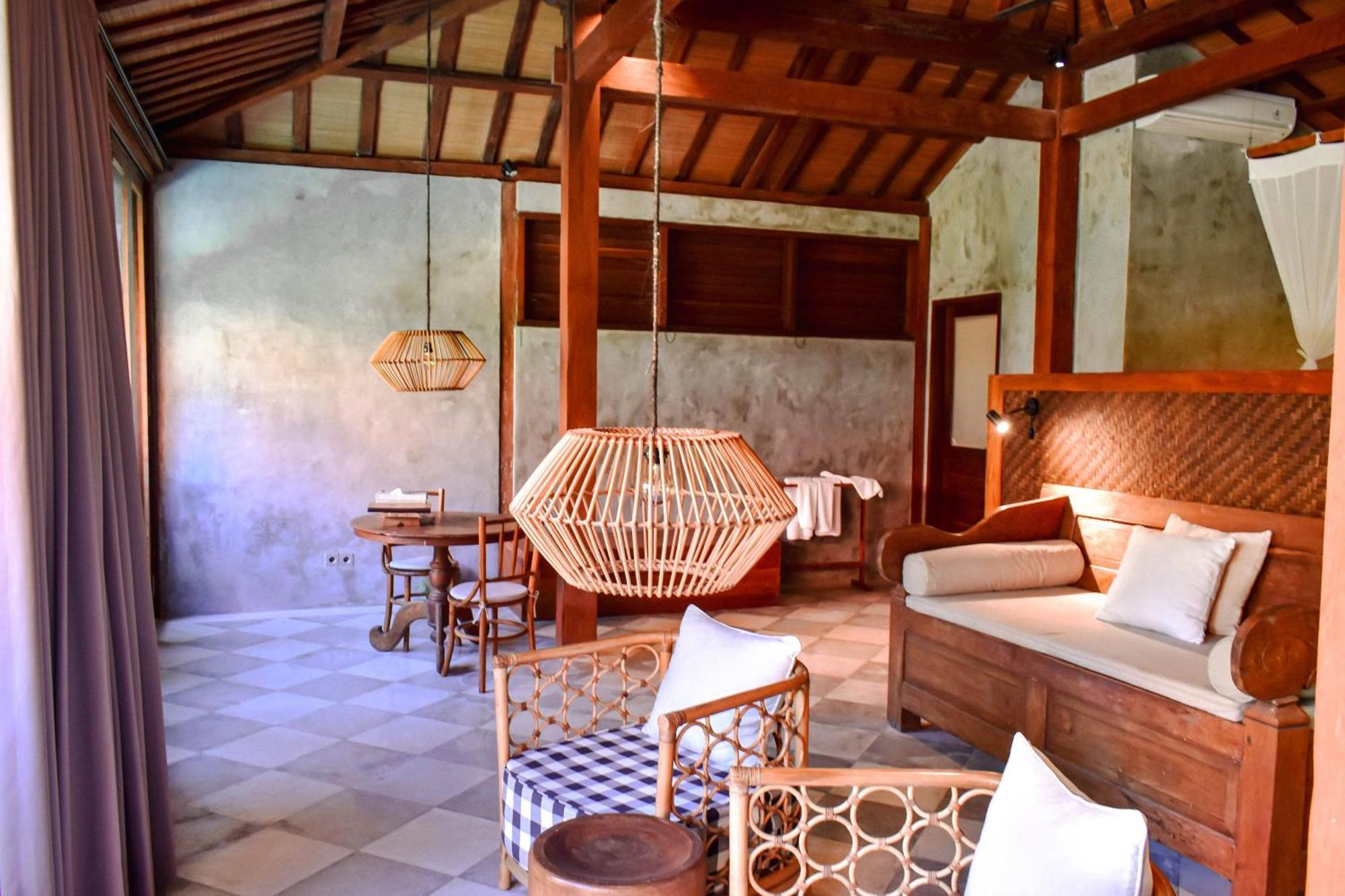 Deluxe Bungalow Pool Access