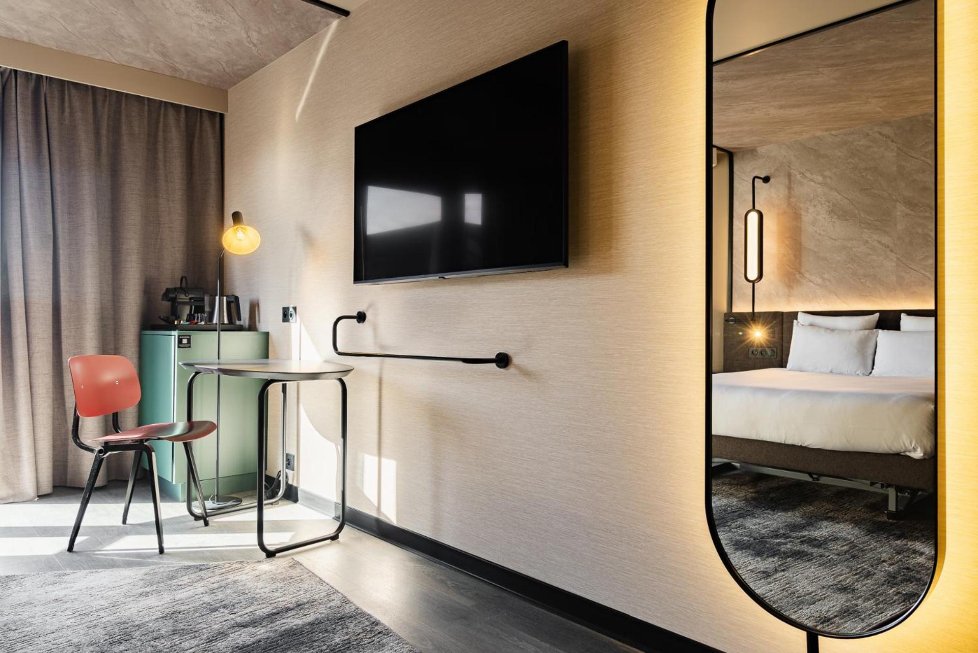 Executive Queen Room