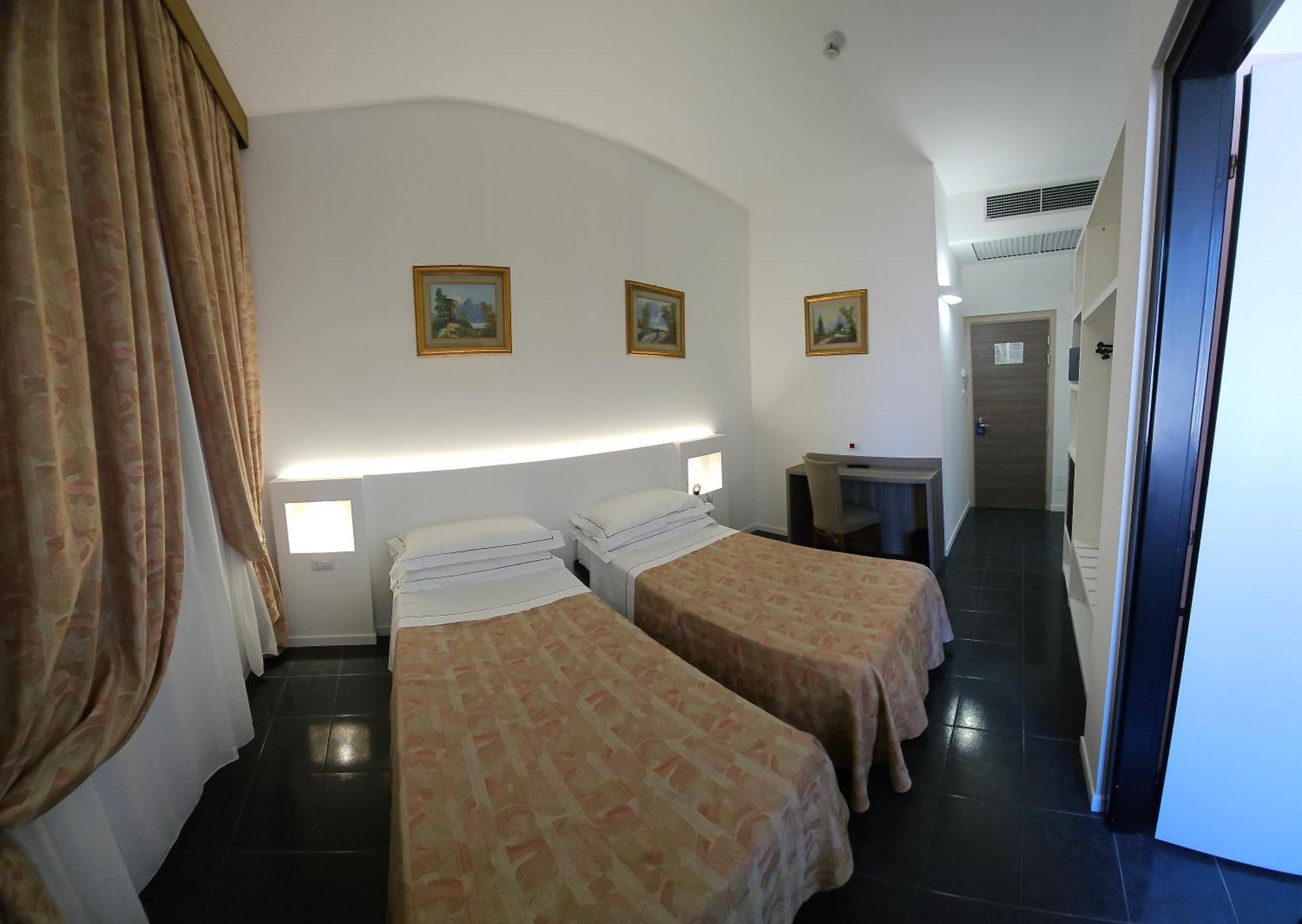 Economy Twin Room