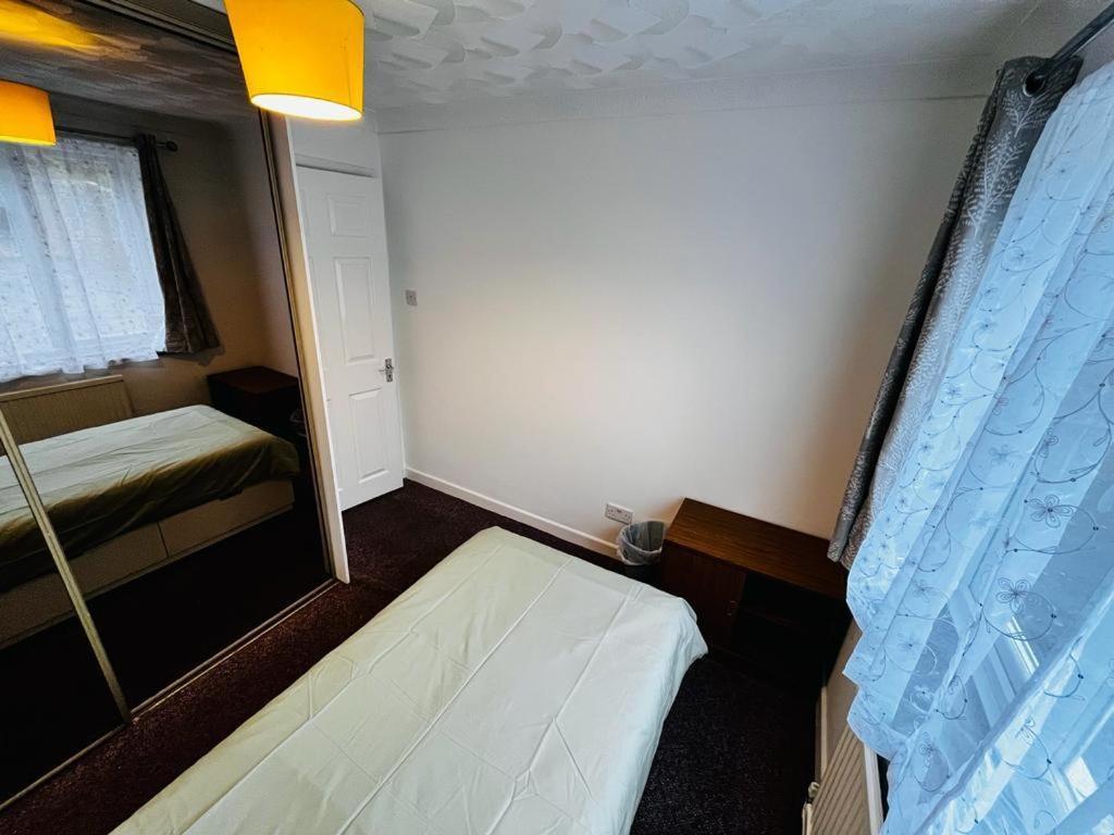 Budget Single Room
